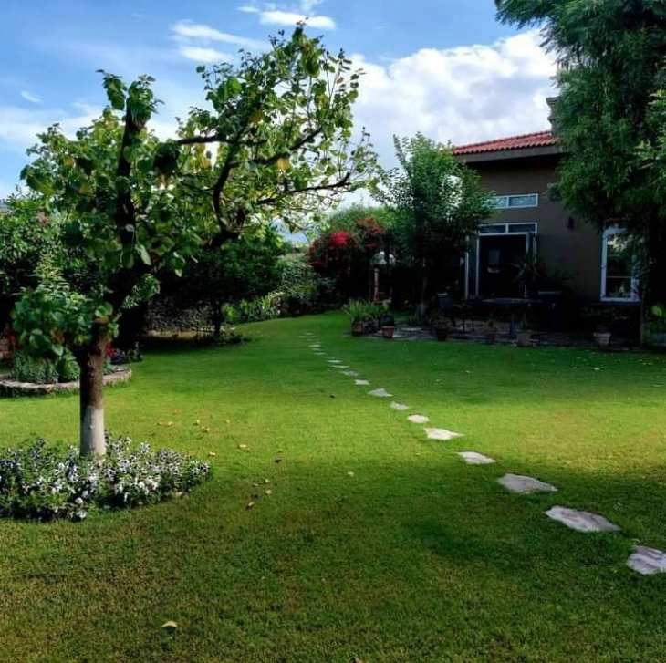 4 5 Kanal FarmHouse For Sale In Bani Gala