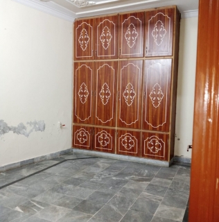 10 Marla House for rent , Mangral Town