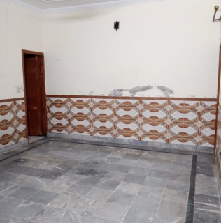 10 Marla House for rent , Mangral Town