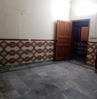 10 Marla House for rent , Mangral Town