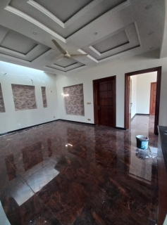 10 Marla House for rent , Bahria Town