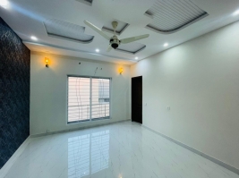 10 Marla Beautiful Modern Design Brand New House Available For Sale , Central Park Housing Scheme