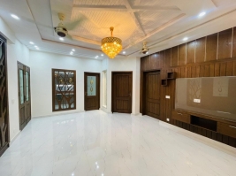 10 Marla Beautiful Modern Design Brand New House Available For Sale , Central Park Housing Scheme