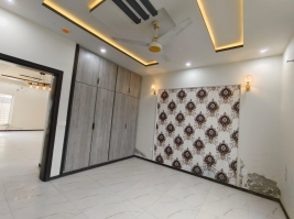 5 Marla Slightly Used House For Sale, DHA Defence