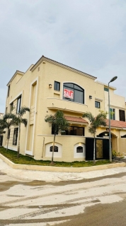 7 marla  corner house available for sale bahria town phase 8 Rawalpindi. , Bahria Town Rawalpindi