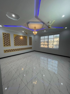 10 Marla House for sale , Pakistan Town