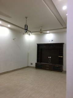 14 MarLa  * 40/80 Ground portion for rent, G-13