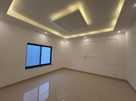 10 Marla Double Storey Beautiful House For Sale, Model Town