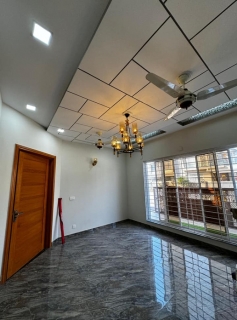 10 Marla Luxary Designer House For Sale , Bahria Town Rawalpindi