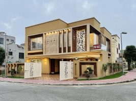 12 Marla Corner Modern House For Sale in Sector C Bahria Town Lahore , Bahria Town