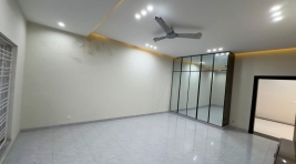 10 Marla Brand New House for Sale, Gulberg