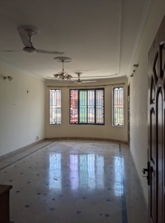 Kanal upper portion for rent in airport housing society sector 3, Airport Housing Society