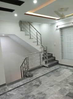 Triple Storey Duplex Houses for Sale, Gulraiz Housing Scheme