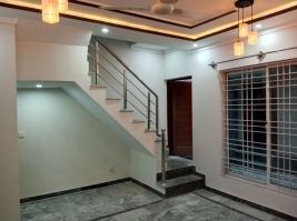 Triple Storey Duplex Houses for Sale, Gulraiz Housing Scheme