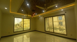 10 Marla House for sale , Faisal Town - F-18