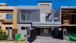 10 Marla Modern Design House for Sale Sector C, Bahria Town Lahore., Bahria Town