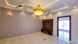 10 Marla Modern Design House for Sale Sector C, Bahria Town Lahore., Bahria Town