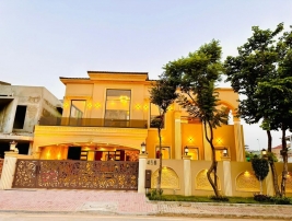 27 marla park face house available for sale in bahria town Rawalpindi phase 7, Bahria Town Rawalpindi