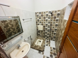 6.5 Marla 2.5 story house for sale in Wakeel colony Rawalpindi, Wakeel Colony