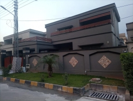 1 kanal Lavish House For Sale, Khanna Pul