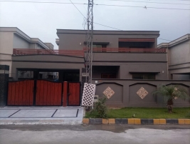 1 kanal Lavish House For Sale, Khanna Pul