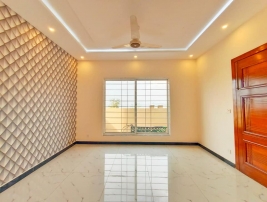 10 Marla House for Rent , Bahria Town Rawalpindi