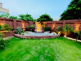 55 Marla Classical Important House With Beautiful Lown In GARDEN CITY ZONE.1, Garden Town