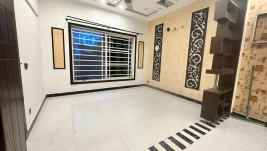  5 Marla like Brand New Luxury House  Available For Rent, Bahria Town