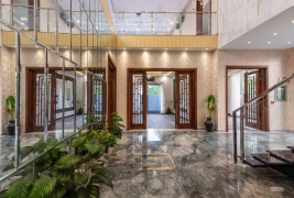 1 kanal Lavish House For Sale