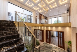 1 kanal Lavish House For Sale