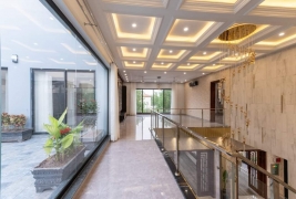 1 kanal Lavish House For Sale