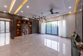 1 kanal Lavish House For Sale