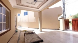 1 kanal Lavish House For Sale, Gulshan Abad