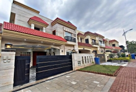 10 Marla House for sale , Bahria Town