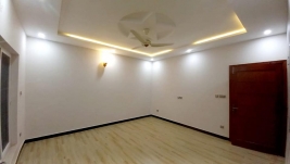 10 Marla House for sale , Bahria Town