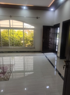 13 Marla House available for rent , Bahria Town