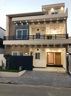 7 Marla House for sale , Faisal Town - F-18