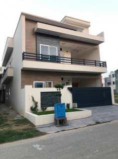 7 Marla House for sale , Faisal Town - F-18