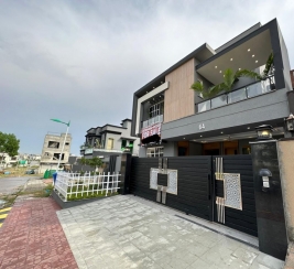 10 Marla Automated and Luxurious House For Sale, Bahria Town Rawalpindi