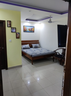 2 bed furnished apartment available for rent