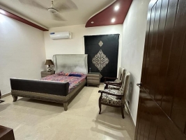 16 Marla Beautiful Villa For Sale, Cantt