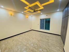 10 Marla House for sale , Bahria Town