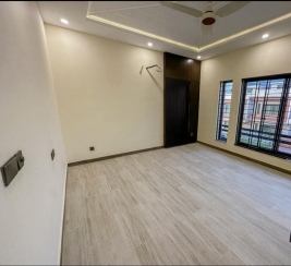 10 Marla House for sale , Bahria Town