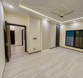 10 Marla House for sale , Bahria Town