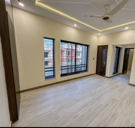 10 Marla House for sale , Bahria Town