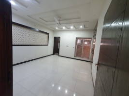 10 Marla House for rent , Bahria Town