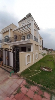 15 Marla corner house with Extra land for lawn FOR SALE , Bahria Town Rawalpindi