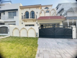 10 Marla House for sale , Bahria Town