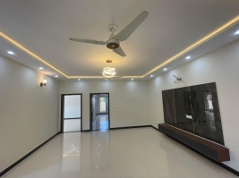 10 Marla House for sale , Bahria Town