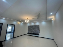 10 Marla House for sale , Bahria Town